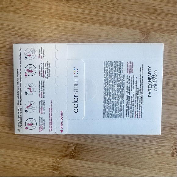 Party Hearty RETIRED Color Street Red Heart Nail Strips - Picture 8 of 8